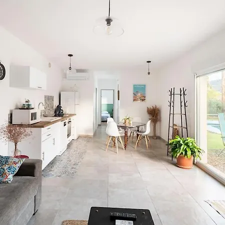 Holiday home Sublime Terrasse Piscine Privee Jardin *