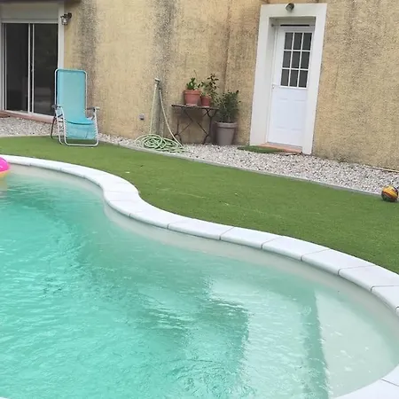 Holiday home Sublime Terrasse Piscine Privee Jardin Aubagne